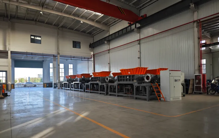 BoRay factory workshop with industrial shredders under assembly