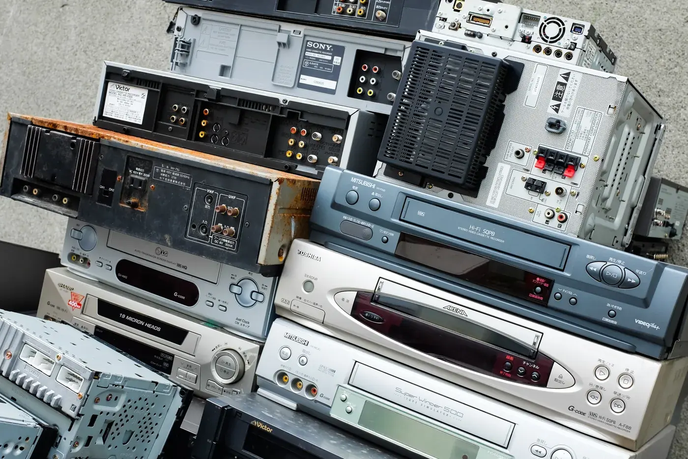 Household appliance scrap for e-waste shredder applications