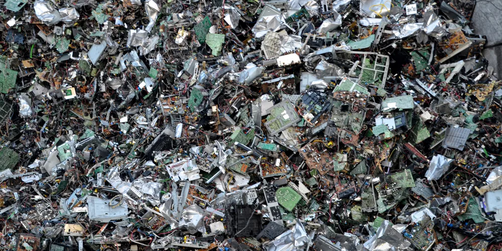 Mixed electronic assemblies for e-waste recycling shredder